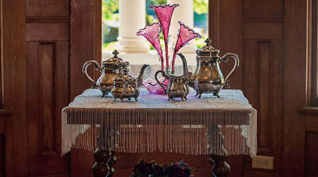 Foyer table top